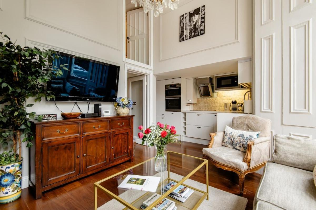 Stunning 2 Bed Duplex With Quiet Communal Garden